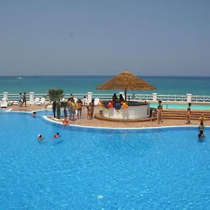 Cala Petrosa Resort